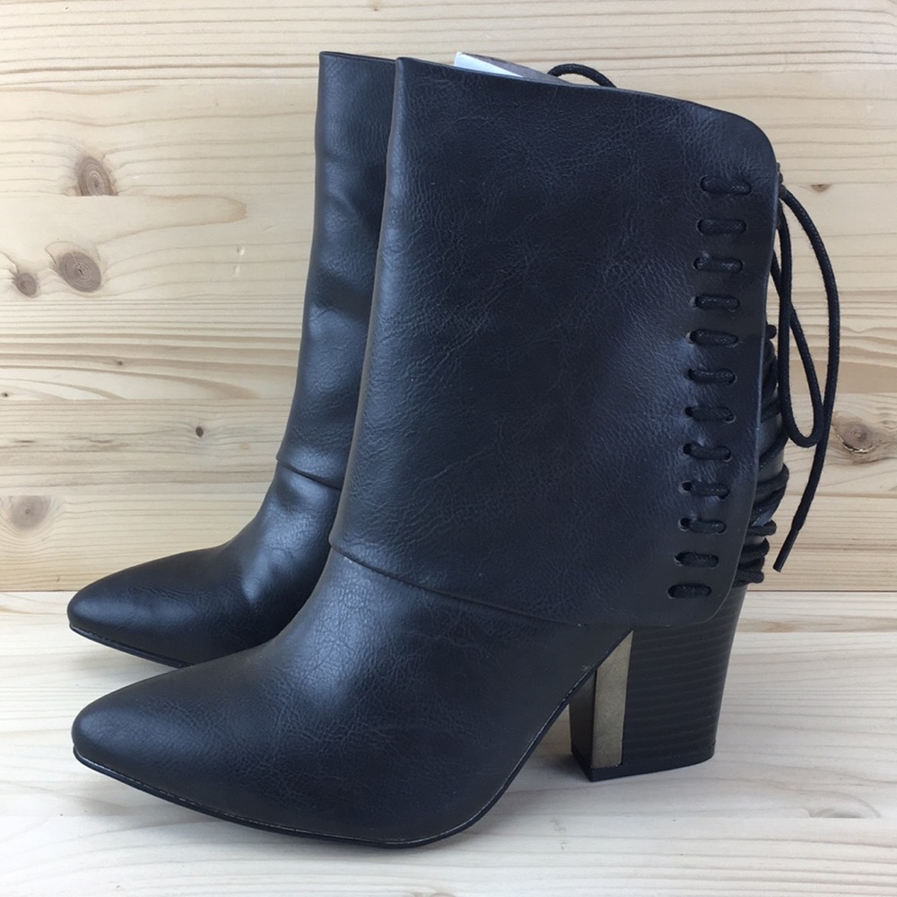 Bumper “Melody 01” Black Lace-Up Heel Ankle Boots